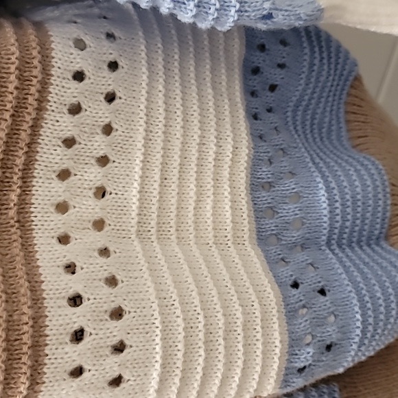 Color Block Cardigan - Picture 6 of 10